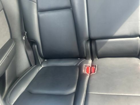 Used 2021 Tesla Model Y Long Range AWD/4WD image 3