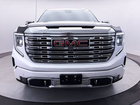 Used 2023 GMC Sierra 1500 Denali w/ Denali Reserve Package AWD/4WD image 13
