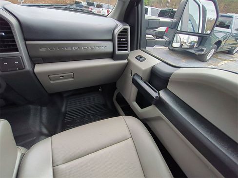 Used 2021 Ford F350 XL w/ Power Equipment Group image 15