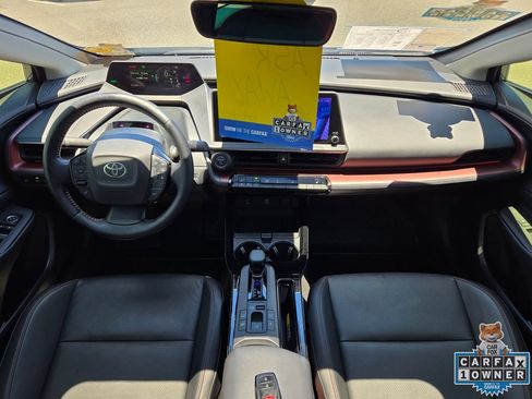 Used 2024 Toyota Prius Prime FWD image 40