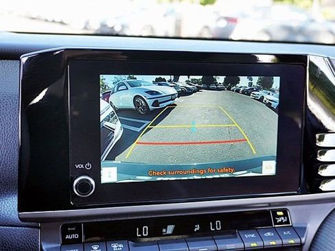 Used 2025 Toyota Camry SE w/ Convenience Package FWD image 26