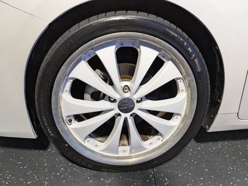 Used 2016 Lexus ES 350 w/ Premium Package w/Wood Trim FWD image 13