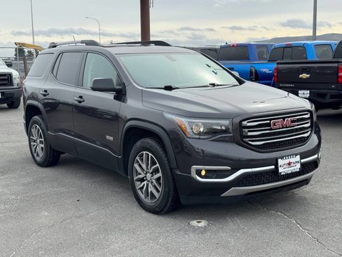 Used 2017 GMC Acadia SLE w/ Driver Alert Package I image 10