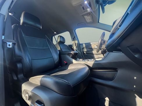 Used 2020 GMC Terrain SLT FWD image 23