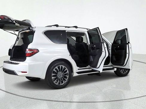 Used 2023 Nissan Armada Platinum w/ Cargo Package AWD/4WD image 14
