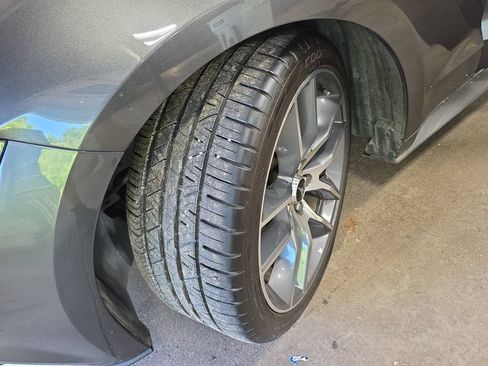 Used 2015 Ford Mustang Premium RWD image 32