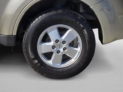 Used 2012 Ford Escape XLT image 20