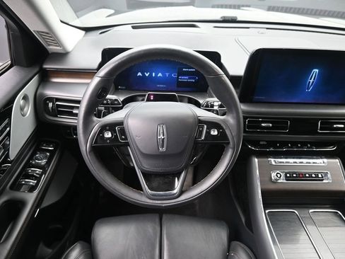 Used 2025 Lincoln Aviator Reserve w/ Equipment Group 201A image 24