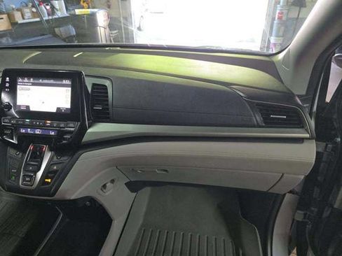 Used 2018 Honda Odyssey EX-L image 4