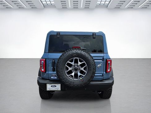 New 2025 Ford Bronco Badlands image 6