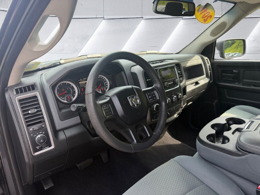 Used 2019 RAM 1500 Express AWD/4WD image 10