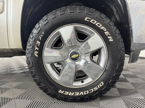 Used 2011 Chevrolet Silverado 1500 LT w/ All-Star Edition image 40