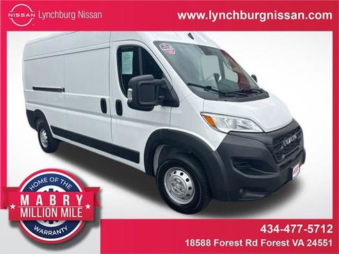 Used 2023 RAM ProMaster 2500 FWD image 1