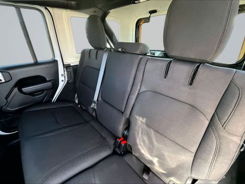 Used 2023 Jeep Wrangler Unlimited w/ Cold Weather Group AWD/4WD image 13