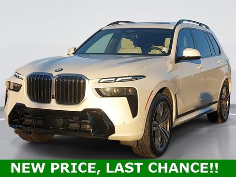 Used 2023 BMW X7 xDrive40i w/ Executive Package image 3