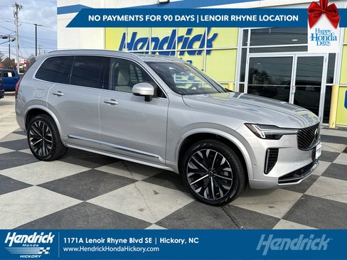 Used 2025 Volvo XC90 B5 Plus image 1