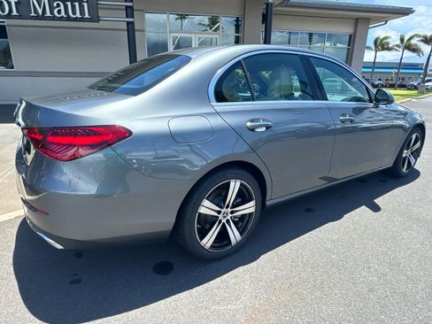 Used 2023 Mercedes-Benz C 300 Sedan image 4