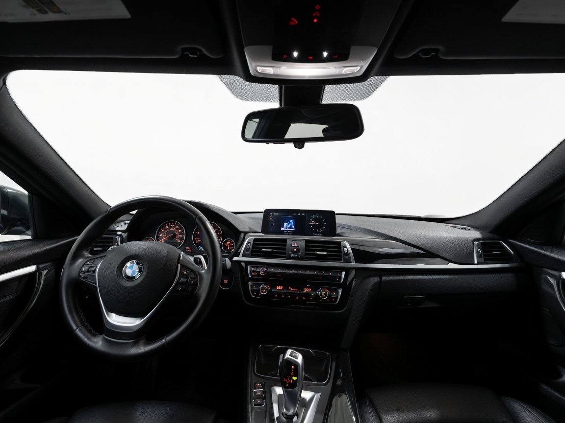 Used 2018 BMW 330e RWD image 17