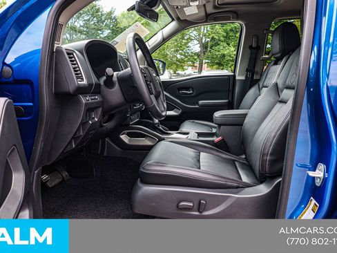 Used 2024 Nissan Frontier SL w/ Technology Package RWD image 18