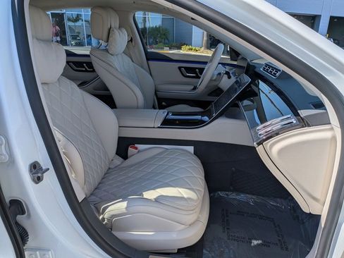 Used 2023 Mercedes-Benz S 580 4MATIC Sedan image 19