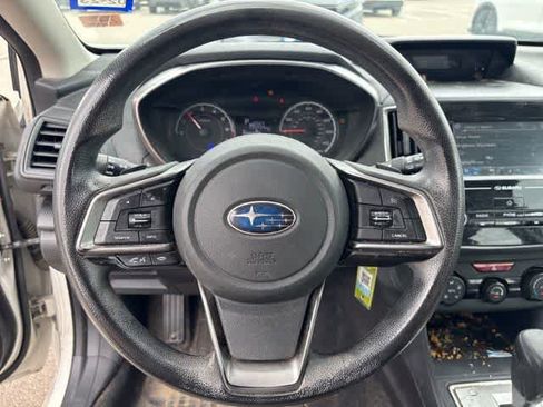 Used 2017 Subaru Impreza 2.0i Premium image 14