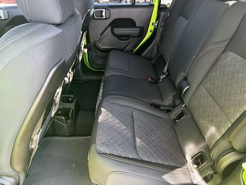 New 2025 Jeep Gladiator Mojave w/ Convenience Group image 14