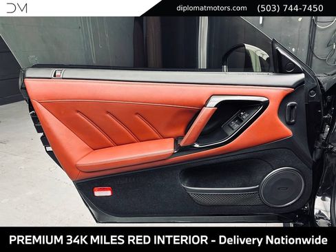 Used 2018 Nissan GT-R Premium w/ Premium Interior Package AWD/4WD image 22