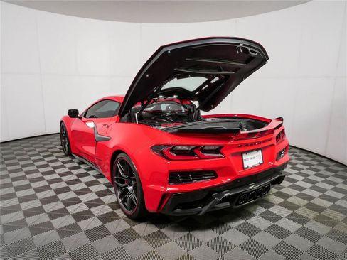 Used 2024 Chevrolet Corvette Z06 RWD image 29