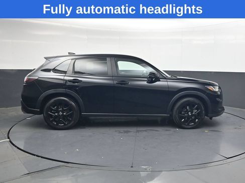 Used 2024 Honda HR-V Sport image 3