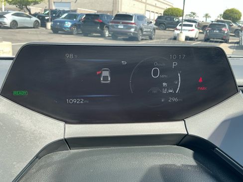 Used 2025 Toyota Prius Limited AWD/4WD image 10