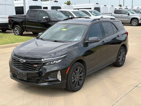 Certified 2024 Chevrolet Equinox RS FWD image 13