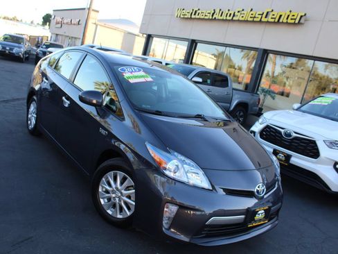 Used 2015 Toyota Prius Prime Plug-In Hybrid FWD image 36