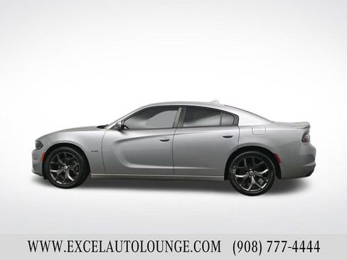 Used 2018 Dodge Charger R/T w/ Plus Group image 3