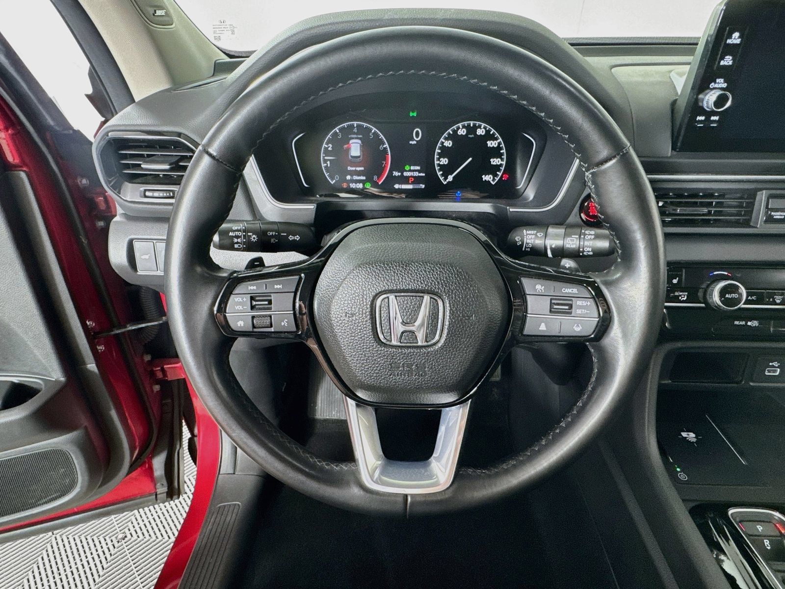 Certified 2024 Honda Pilot Touring image 13