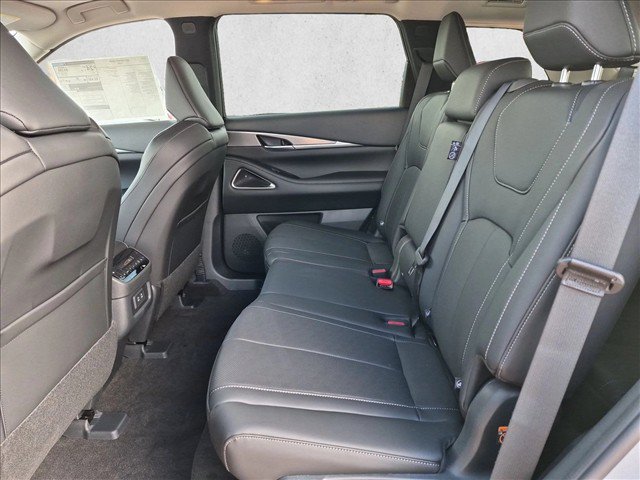 New 2027 INFINITI QX60 Luxe FWD image 16