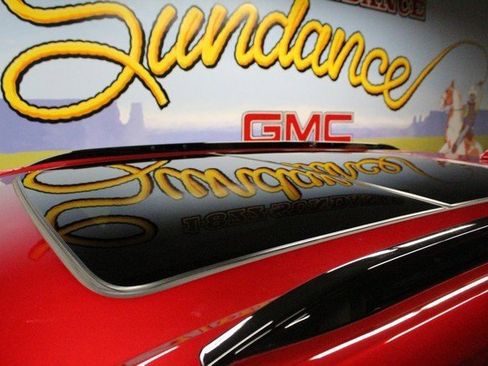 Certified 2023 Chevrolet Blazer RS w/ Driver Confidence II Package image 2