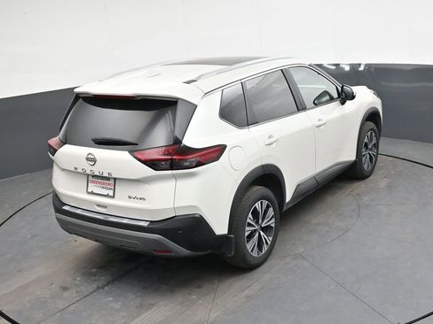 Used 2023 Nissan Rogue SV w/ SV Premium Package image 27