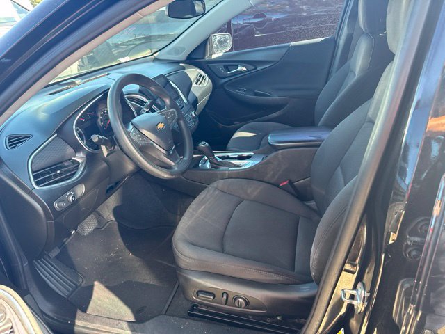 Used 2020 Chevrolet Malibu LT w/ Redline Edition FWD image 7