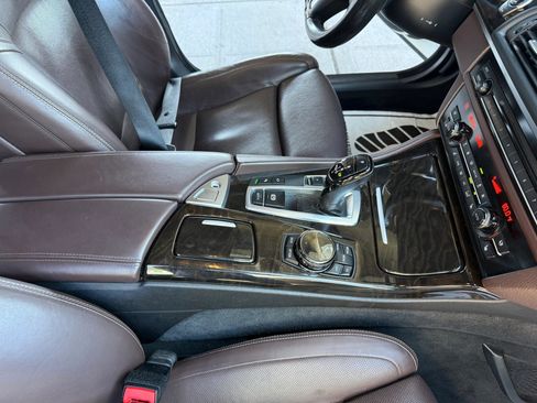 Used 2015 BMW 550i Sedan RWD image 26
