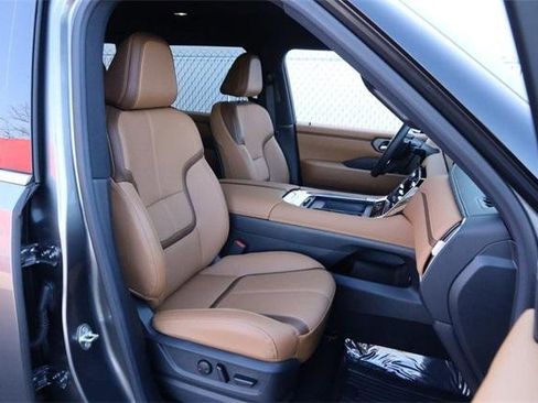 Used 2025 Nissan Armada SL w/ Captain's Chari Seat Package image 28