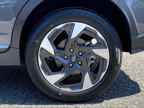 Certified 2025 Subaru Crosstrek 2.5i Limited AWD/4WD image 12