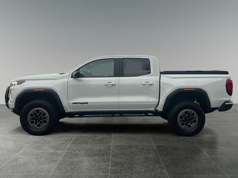 Used 2023 GMC Canyon AT4X w/ Edition 1 AWD/4WD image 4