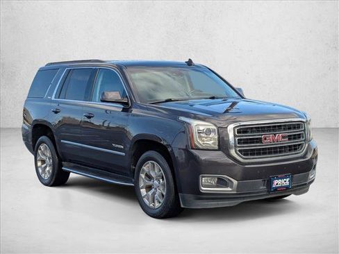 Used 2016 GMC Yukon SLT w/ HD Trailering Package image 3