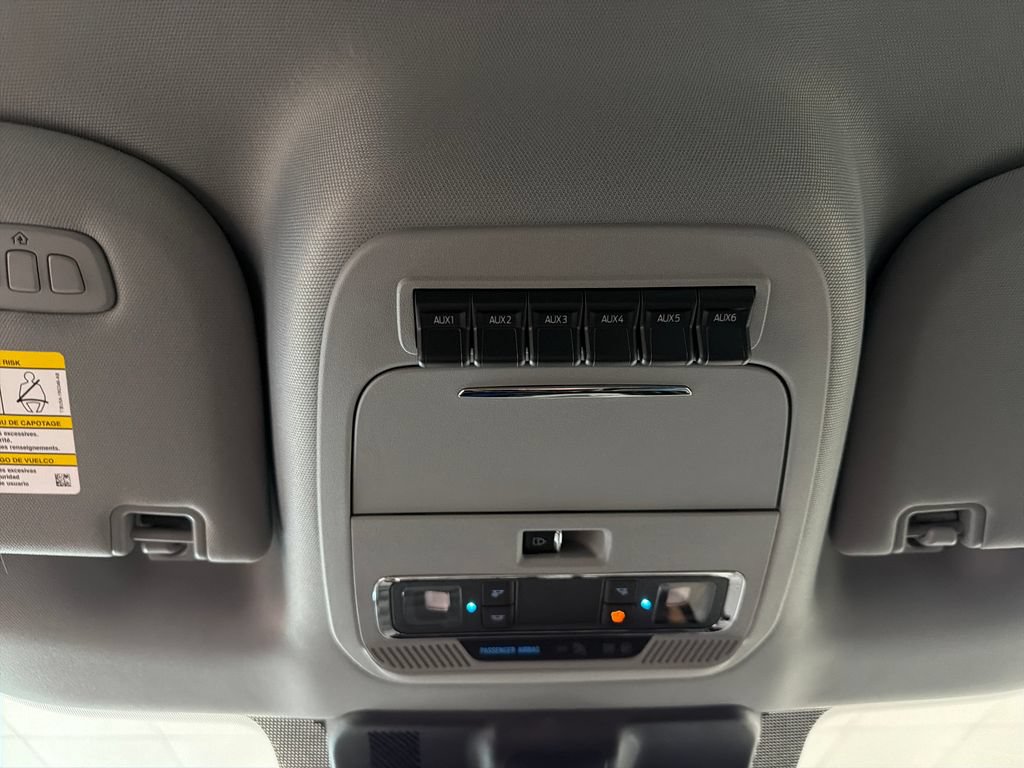 New 2026 Ford F350 Lariat w/ Lariat Ultimate Package AWD/4WD image 16