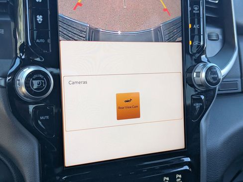 Used 2025 RAM 3500 Big Horn image 24