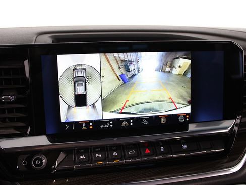 Used 2024 Chevrolet Silverado 1500 RST w/ Convenience Package II RWD image 30