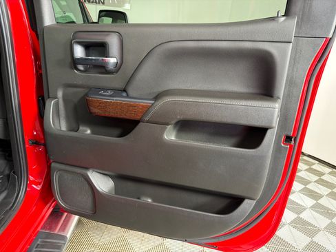 Used 2018 GMC Sierra 1500 SLT AWD/4WD image 17