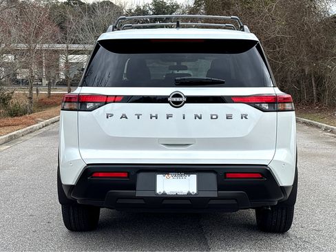 New 2026 Nissan Pathfinder SV image 26
