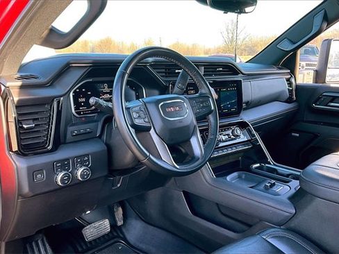Used 2024 GMC Sierra 2500 AT4 w/ AT4 Premium Plus Package image 18