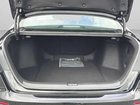 Certified 2025 Honda Accord SE image 25